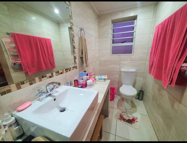 2 BEDROOM HOUSE FOR SALE IN BELLVILLE CENTRAL